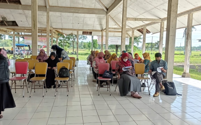 Dosen FKM UNDIP Mengajak Kelompok Usaha Garam Rakyat  Memproduksi Garam yang Sehat